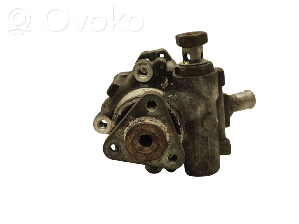 Seat Exeo (3R) Power steering pump 