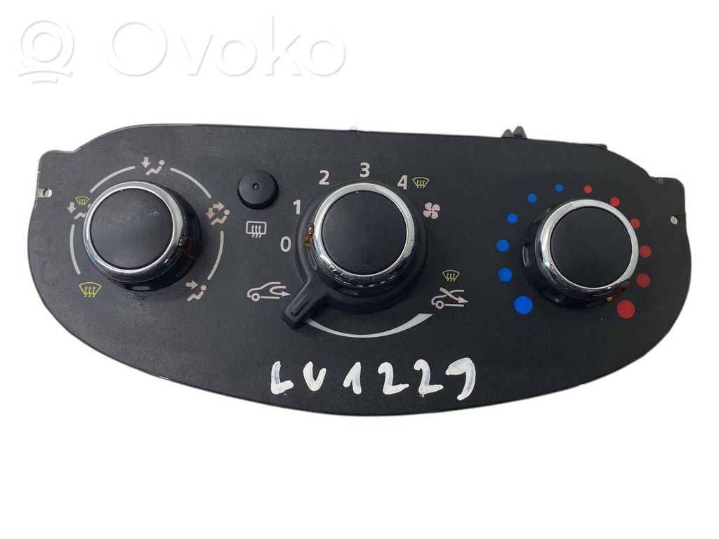 Climate control unit   5HB01130911