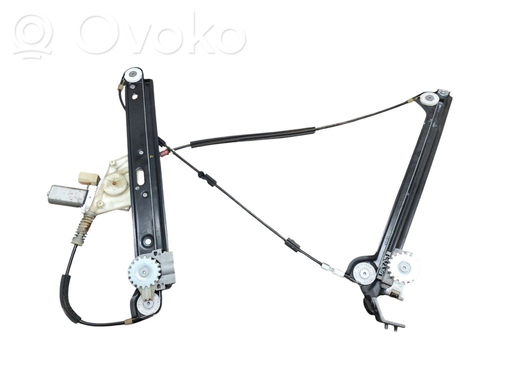 BMW 1 E82 E88 Front door window regulator with motor 