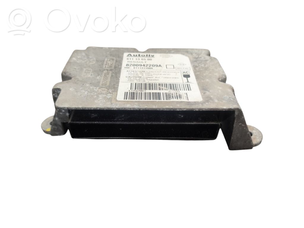 Opel Movano B Airbag control unit/module 