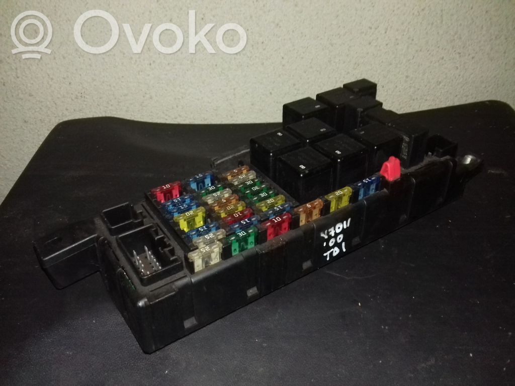 Volvo V70 Módulo de fusible 