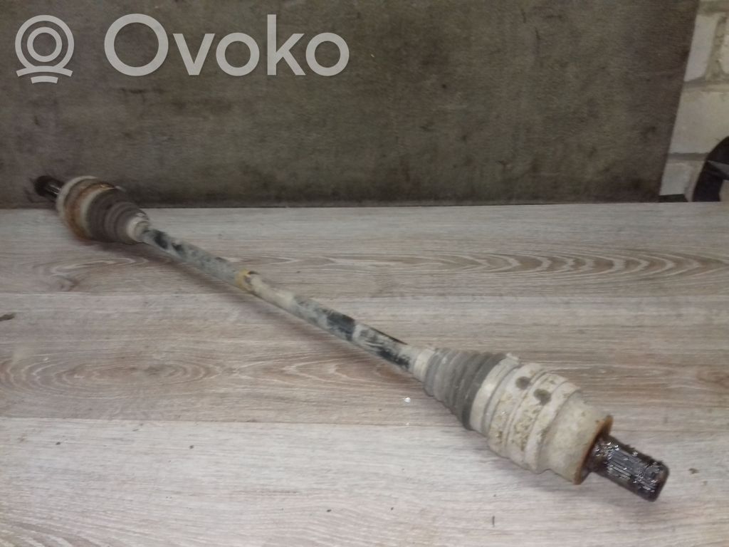 Rear driveshaft   P30651528