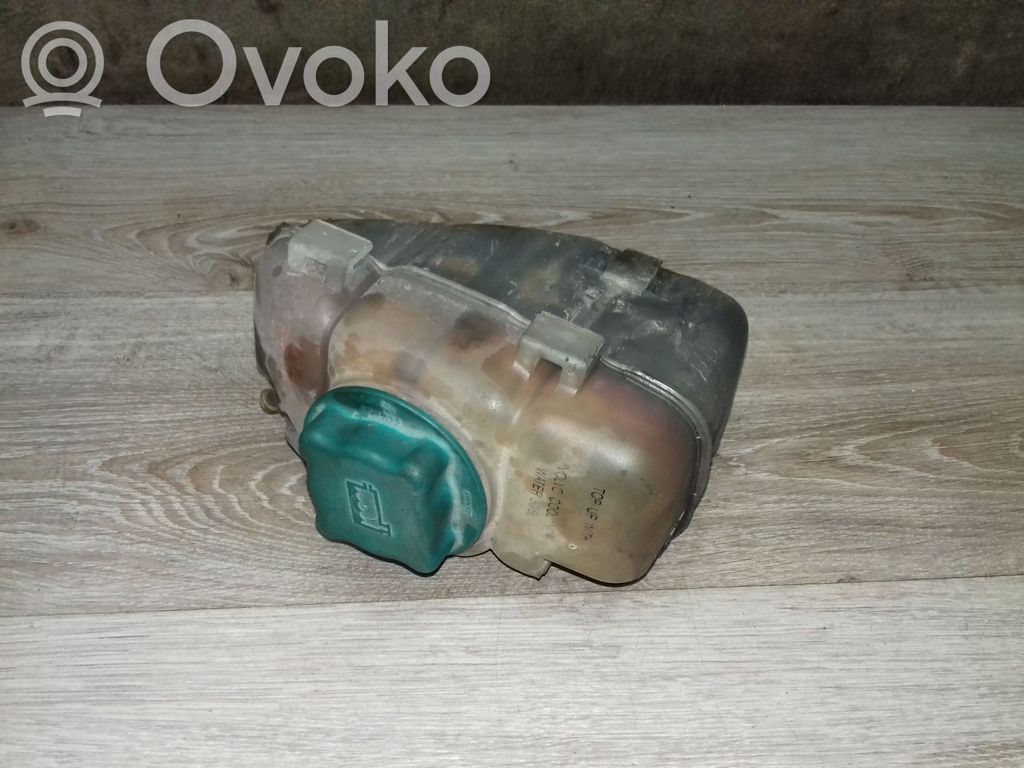 Aušinimo skysčio išsiplėtimo bakelis   8683455,8683456