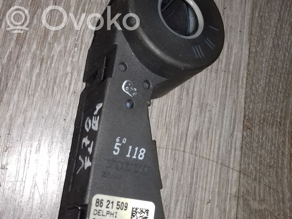 Volvo V70 Käynnistyksenestolaitteen lukulaite (pysty) 