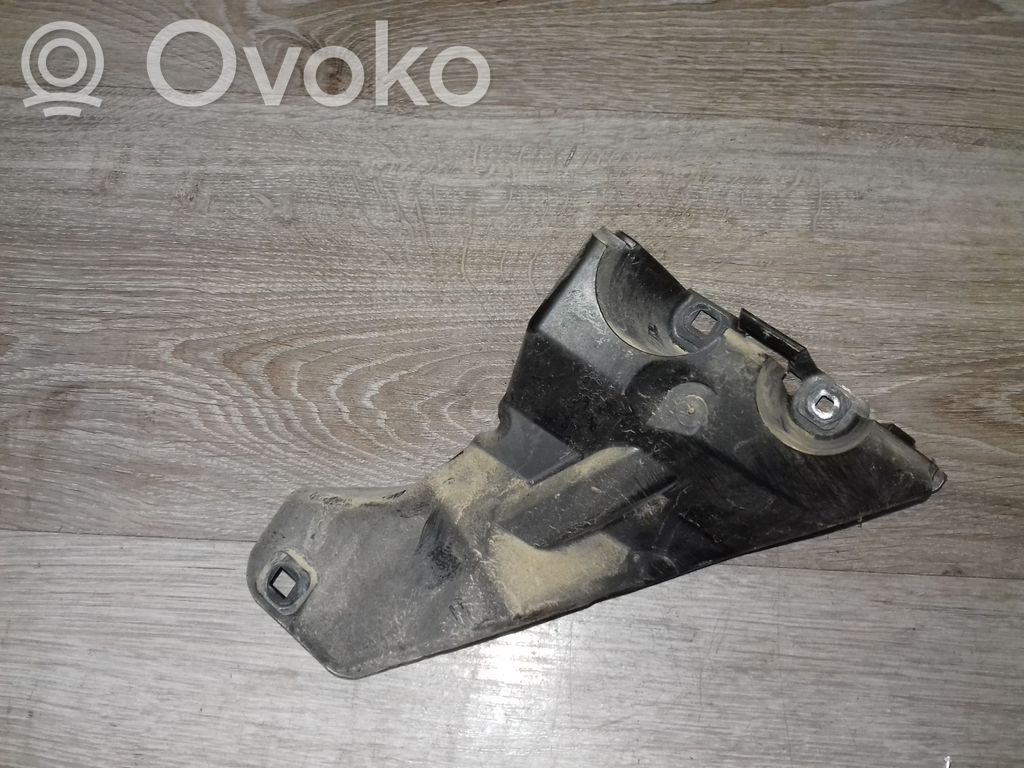 Rear bumper mounting bracket   08693385