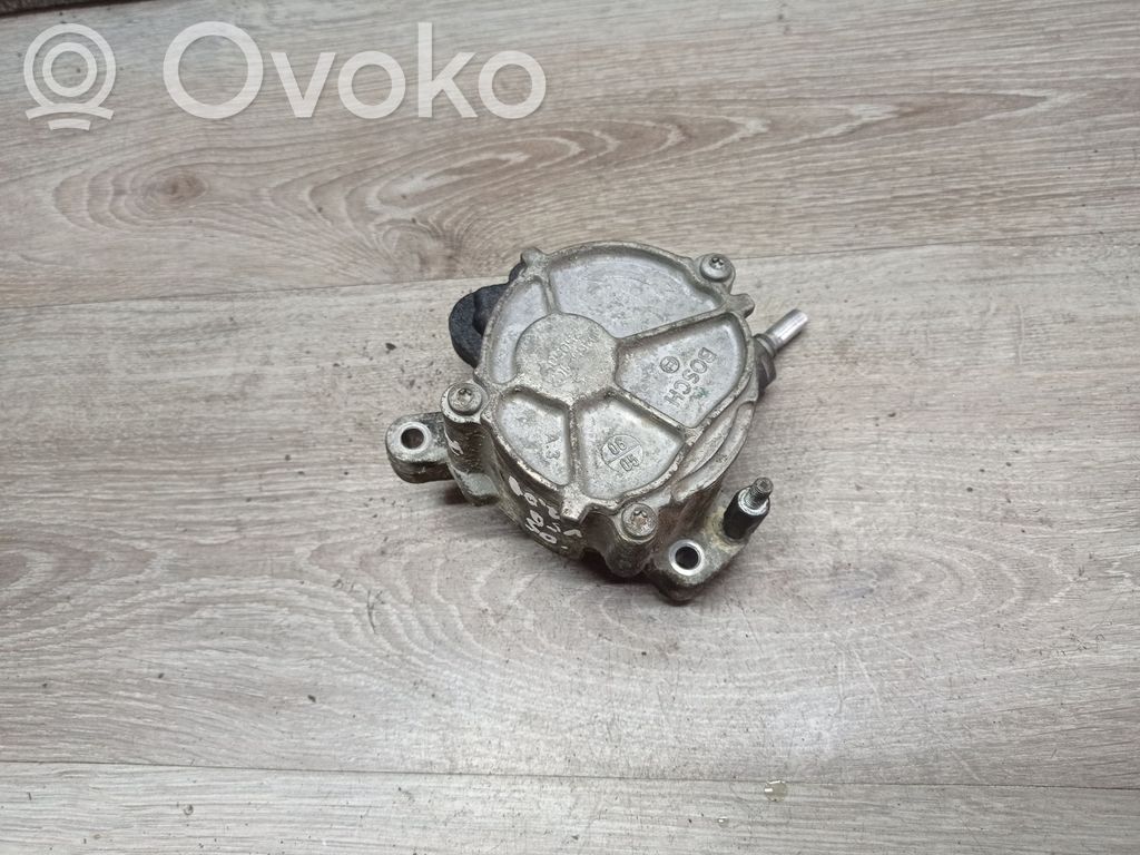 Vacuum pump   25050,D1651C2