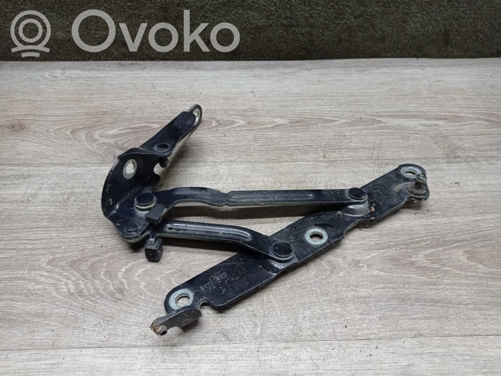Volvo S80 Tailgate/trunk/boot hinge 