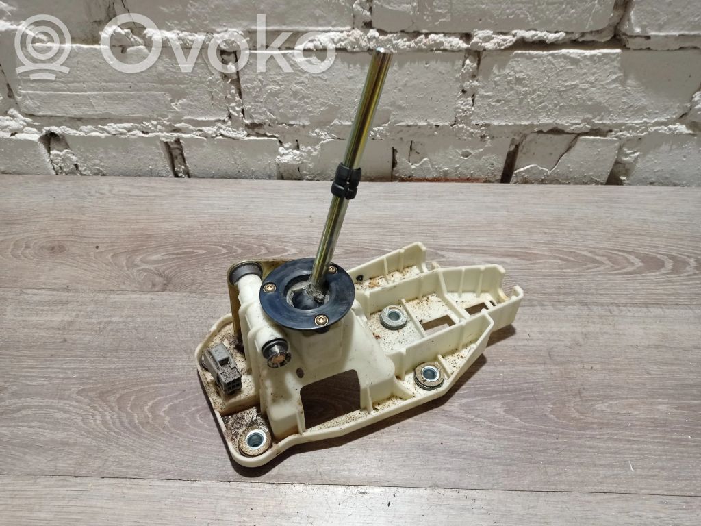 Gear shifter/selector   09445825