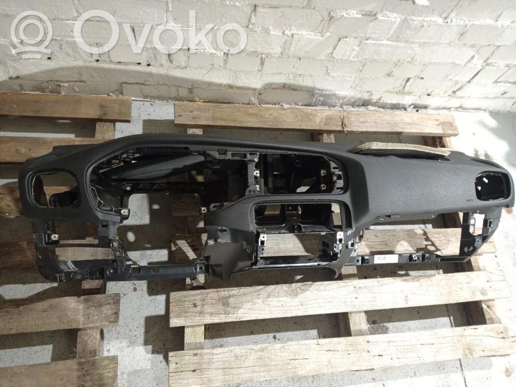 Dashboard   01284591,8632968