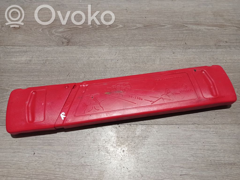 Avarinis ženklas   27R03278