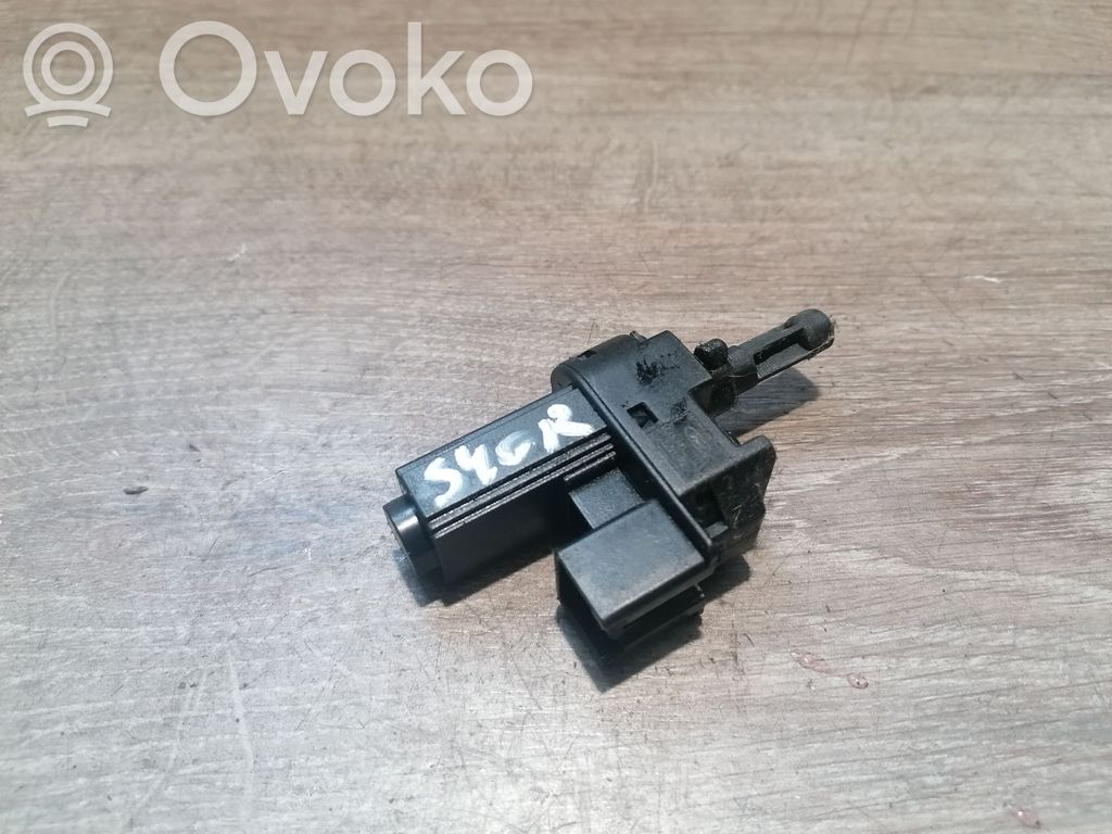 Volvo S40 Kupplungsschalter 