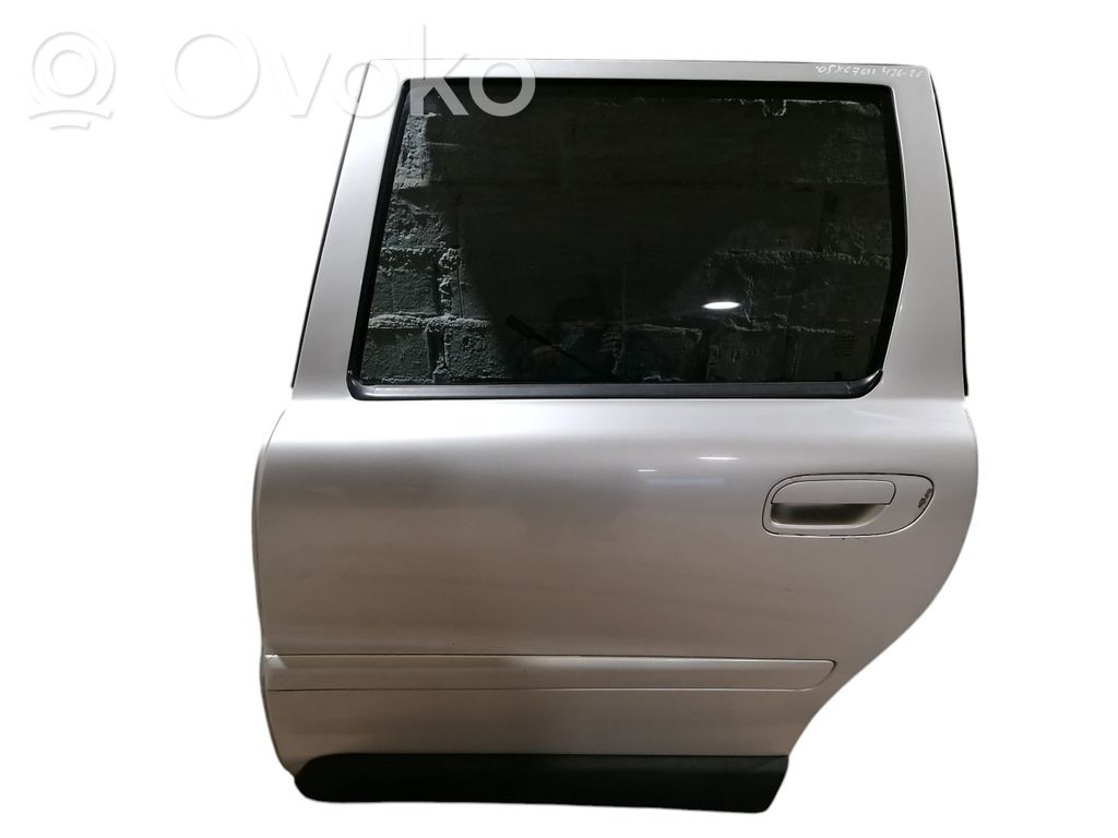 Rear door