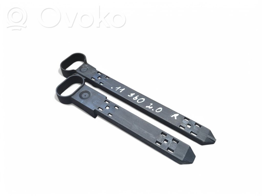 Headlight/headlamp mounting bracket   31294522,89093257,31294521,89093258