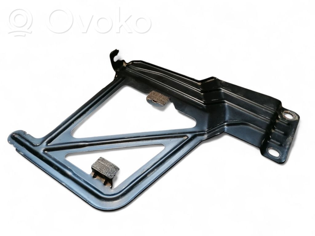 Volvo V70 Battery bracket 