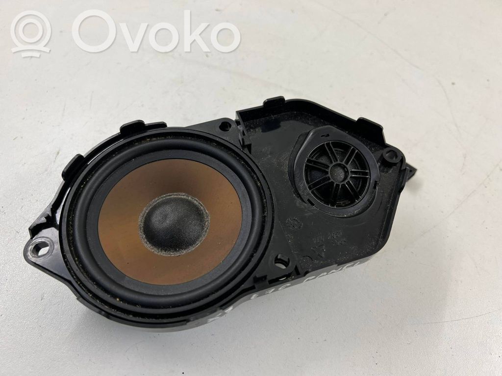 Altavoz del panel   6978052,18820010,430407861701