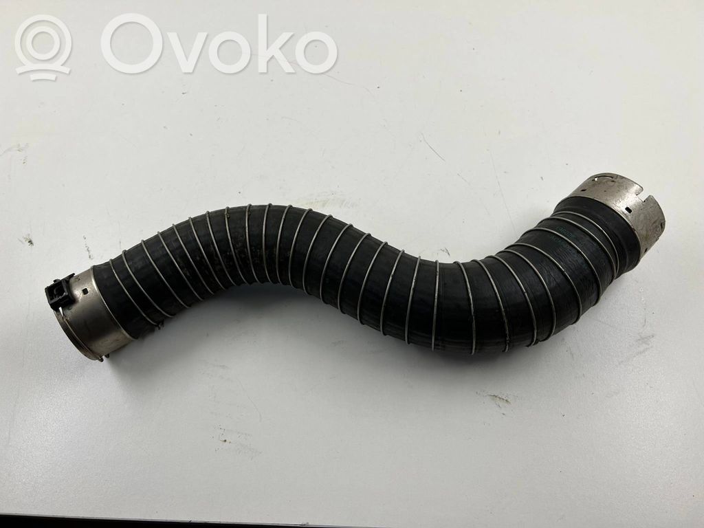 BMW 5 G30 G31 G38 Intercooler hose/pipe 