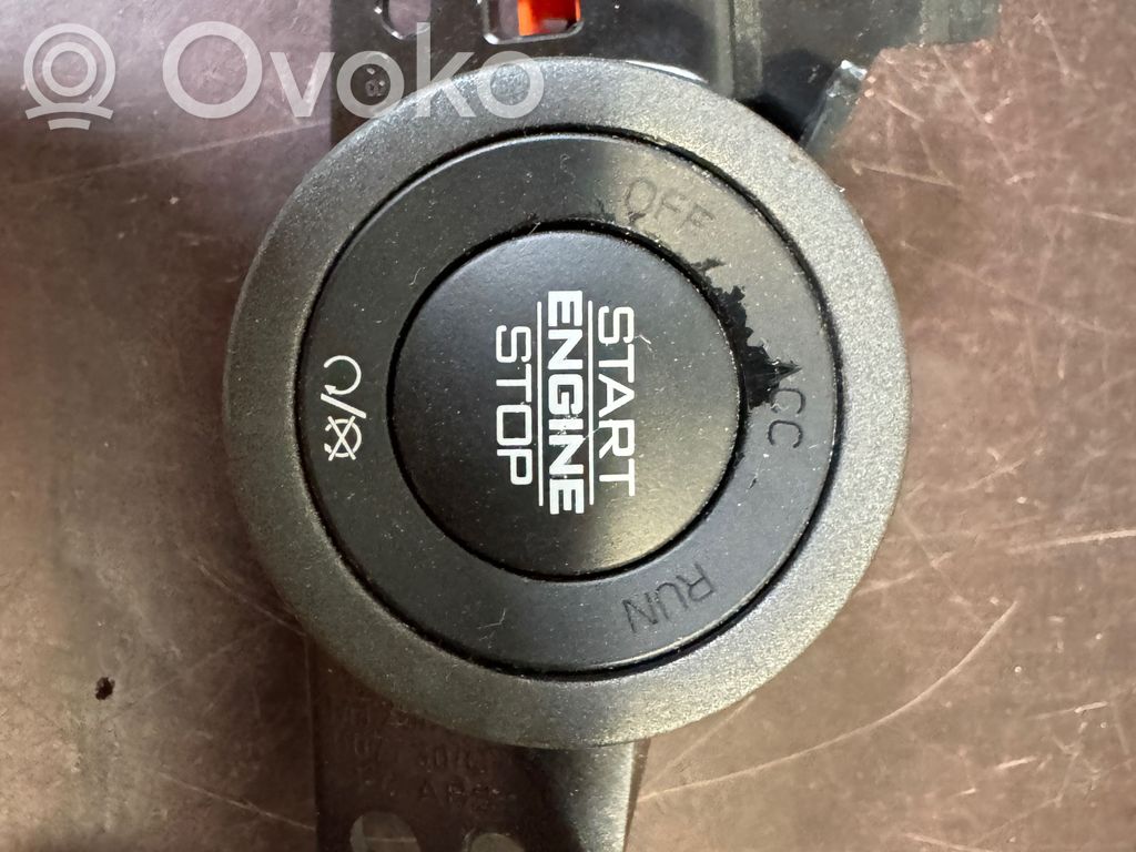 Kit système Start/Stop   68479442AA