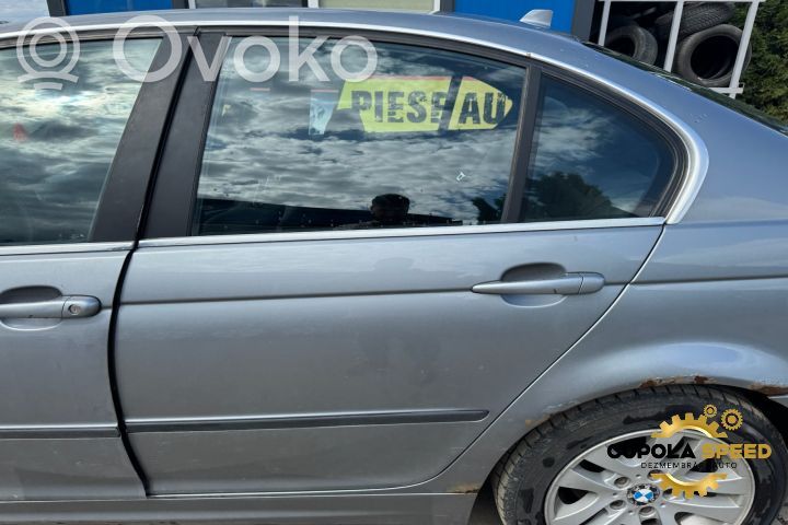 Rear door