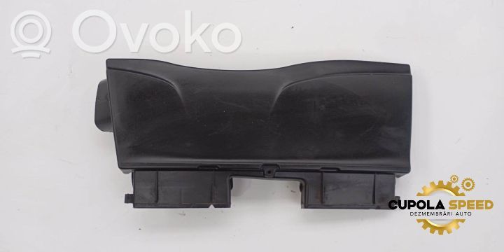 Radiator trim   7798772