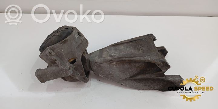 Engine mounting bracket   8K0199307CB