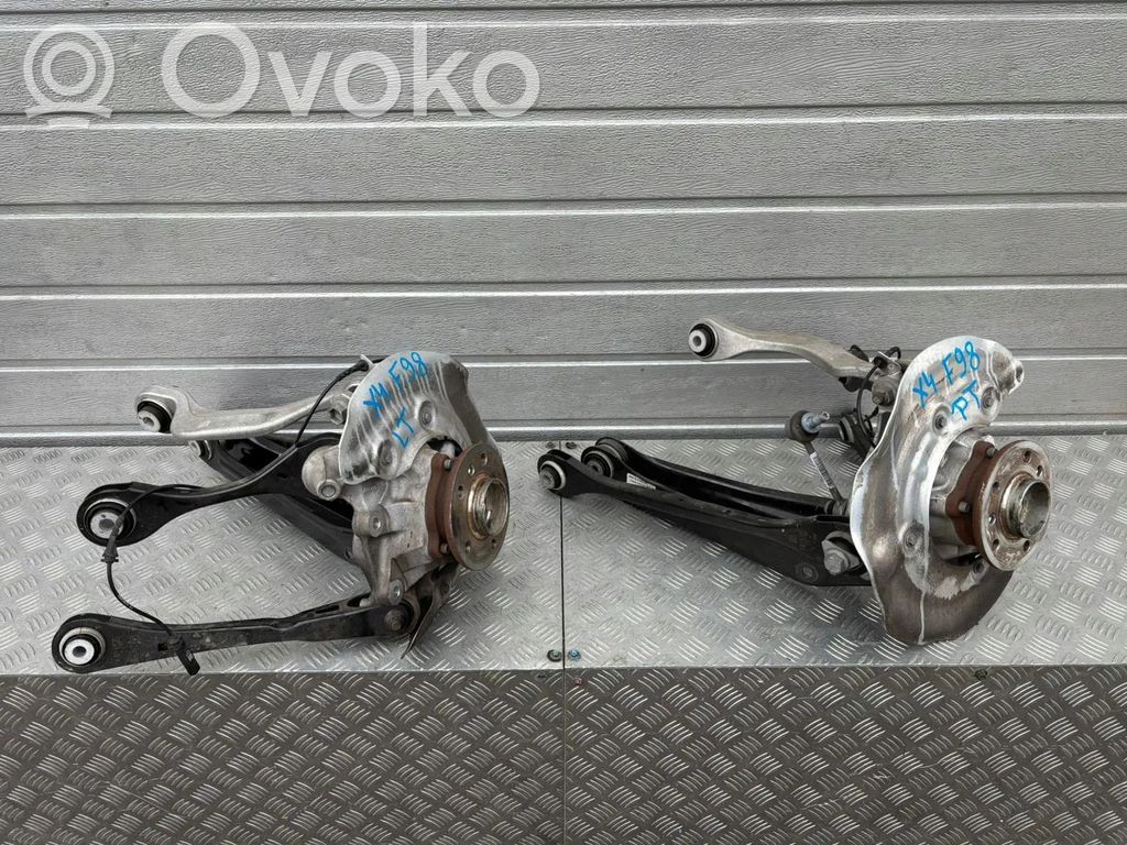 BMW X4M F98 Mangueta de dirección de rueda trasera 