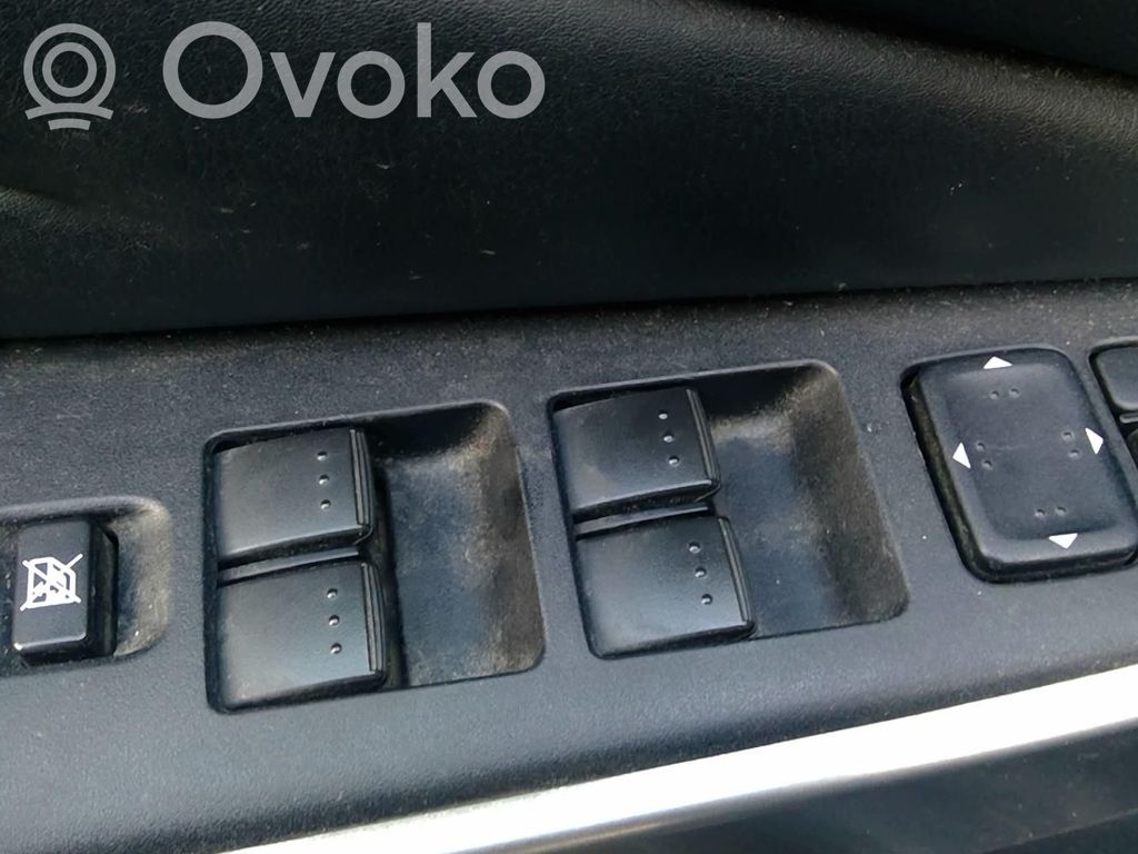 Mazda CX-7 Electric window control switch 