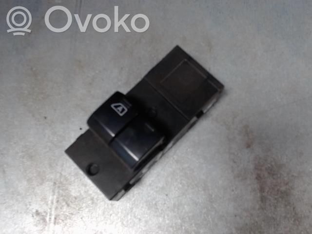 Nissan Micra Electric window control switch 