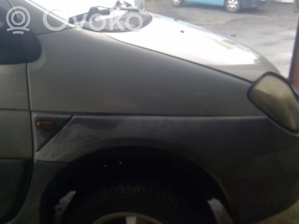 Renault Scenic I Aripă 