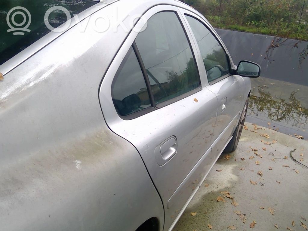 Volvo S60 Puerta trasera 