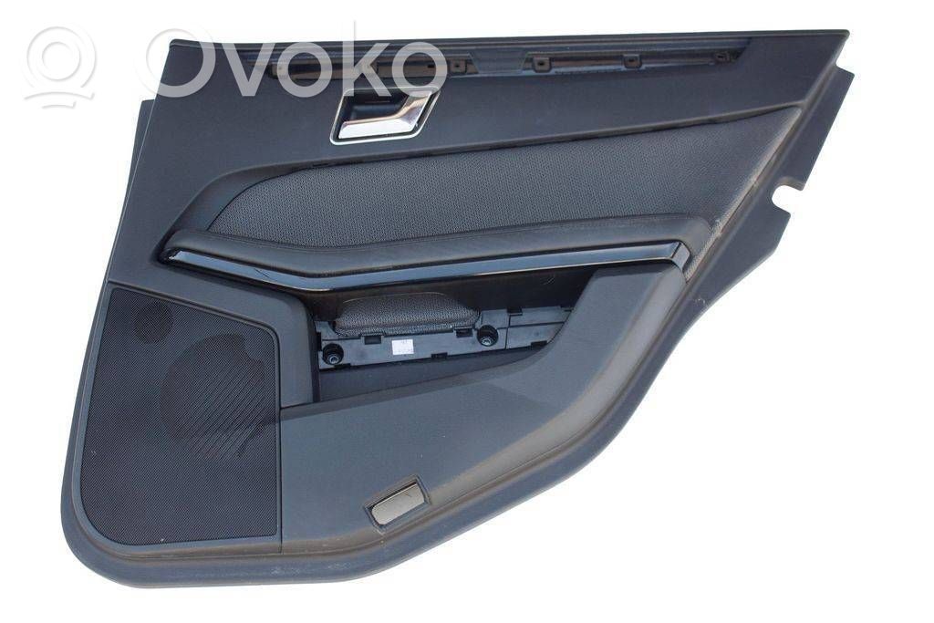 Mercedes-Benz E W212 Apmušimas galinių durų (obšifke) 