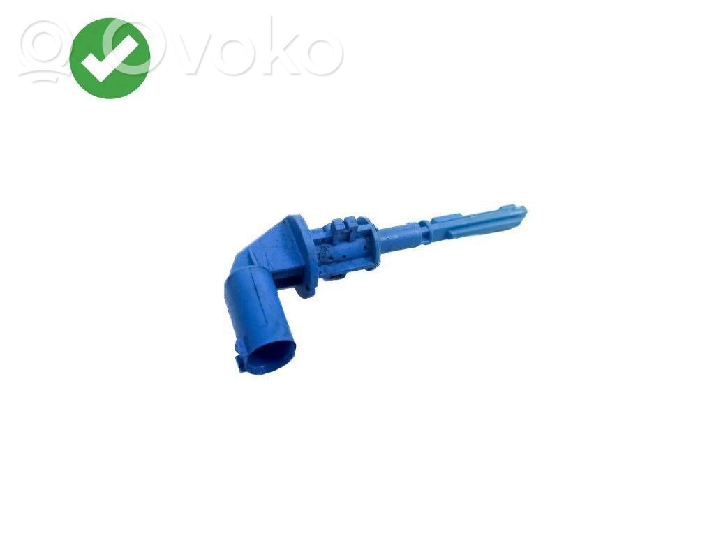 BMW 5 F10 F11 Coolant level sensor 
