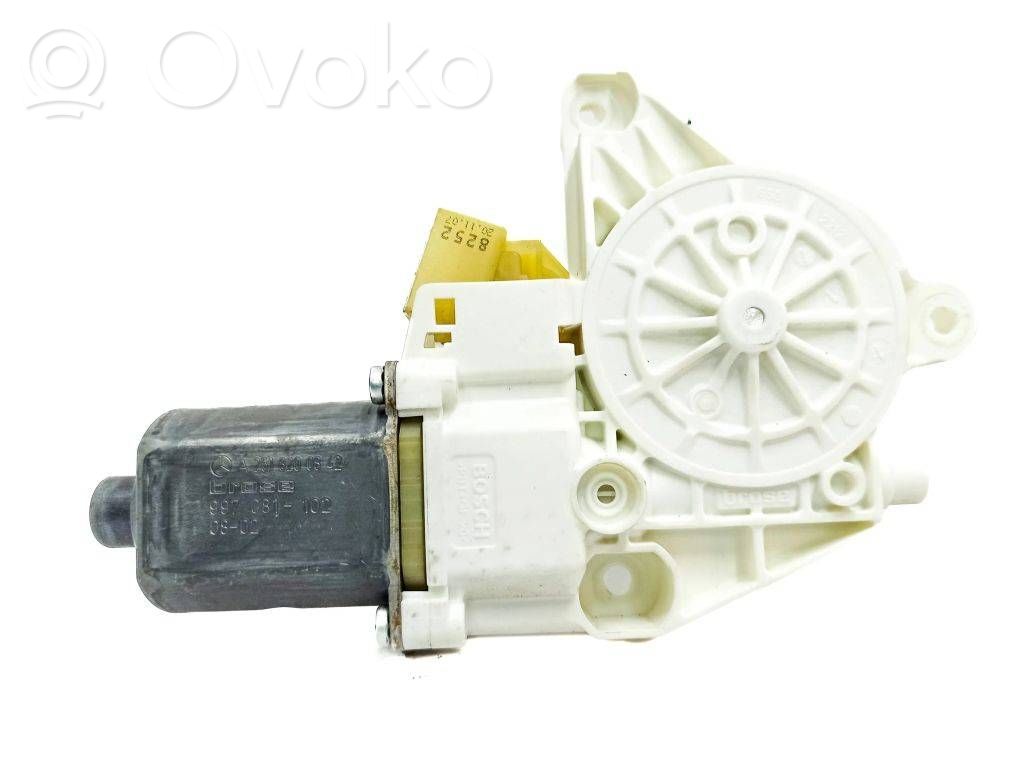 Mercedes-Benz R W251 Front door window regulator motor 