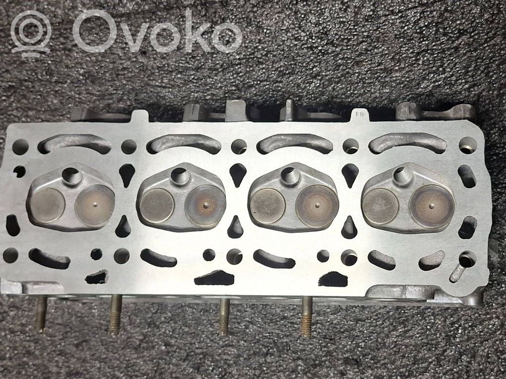 Volkswagen Golf III Culasse moteur 