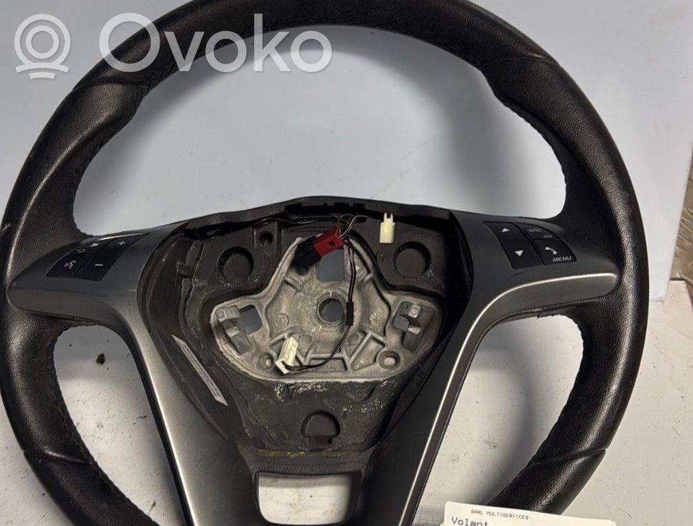 Lancia Ypsilon Ohjauspyörä 