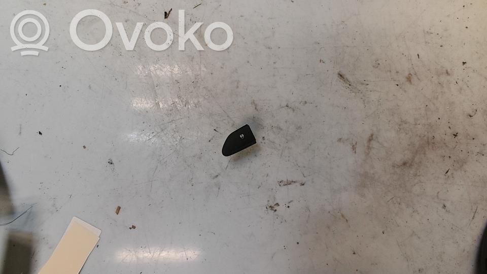 Renault Clio IV Central locking switch button 