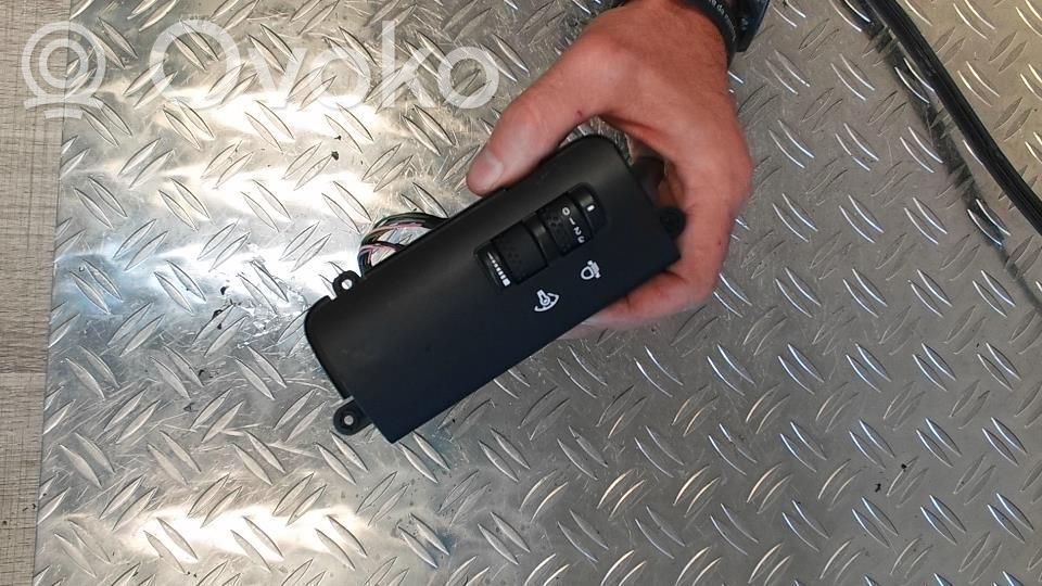 Headlight level height control switch   933101H050EQ