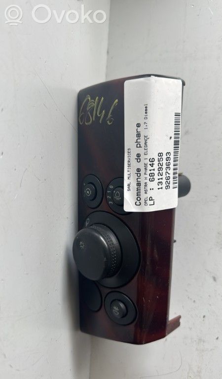 Opel Astra H Light switch 