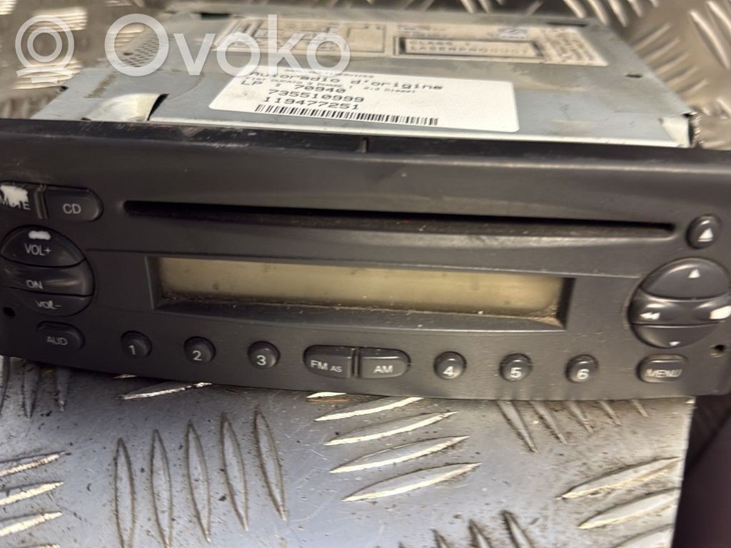 Fiat Ducato Panel / Radioodtwarzacz CD/DVD/GPS 