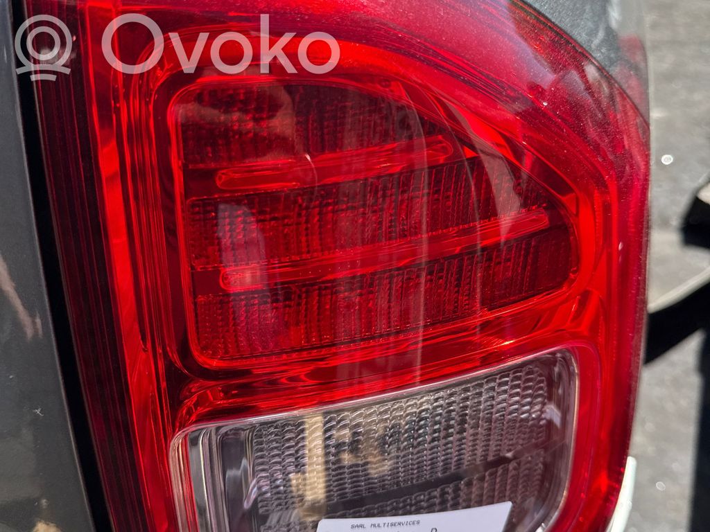 Rear/tail lights