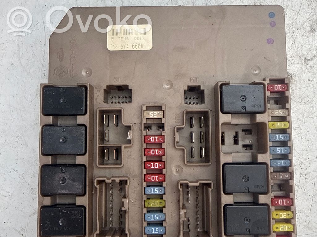 Renault Clio III BSM Control unit 