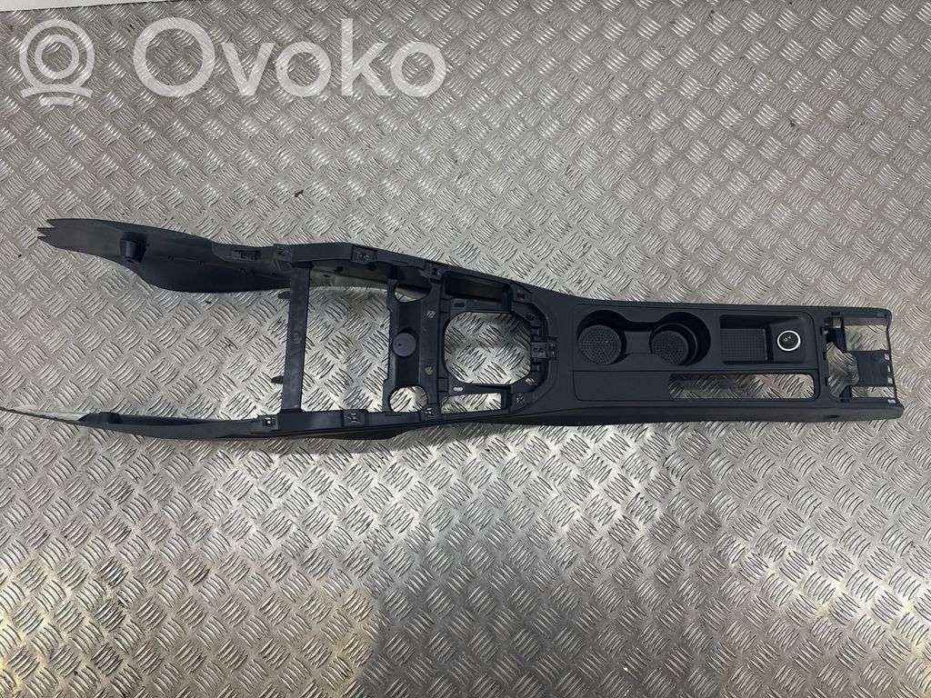 Seat Arona Mittelkonsole 