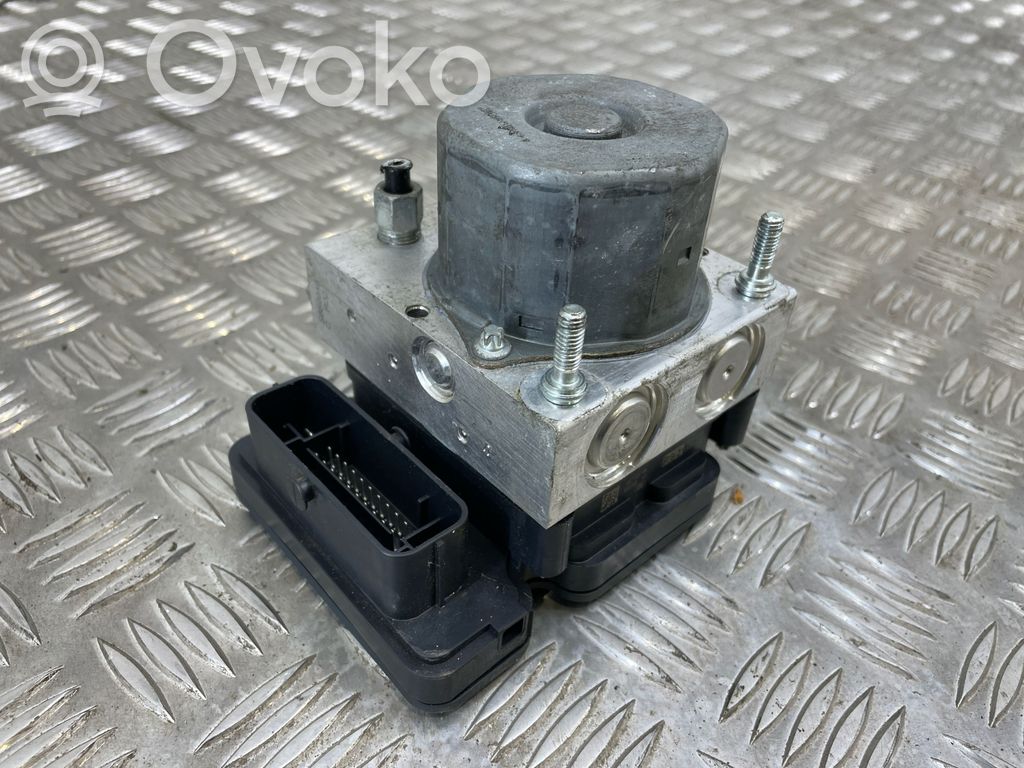 Nissan Micra K14 ABS-pumppu 