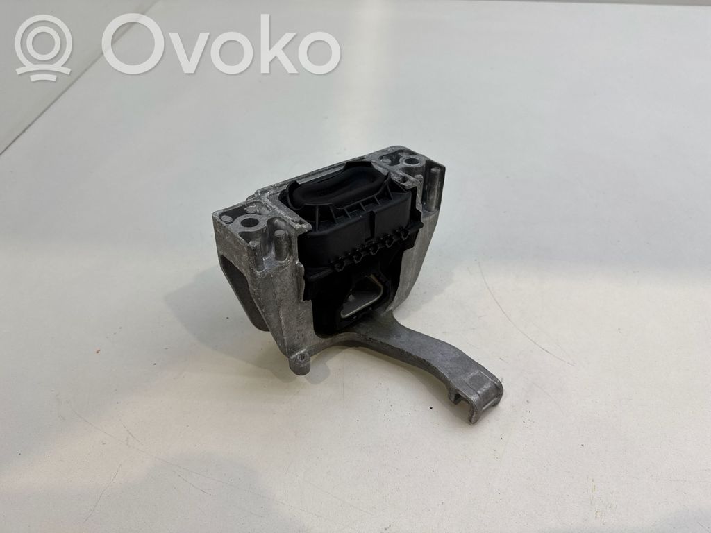 Seat Arona Engine mount bracket 
