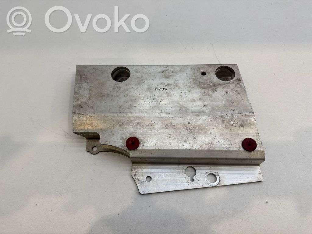 Muu alustan osa   N233