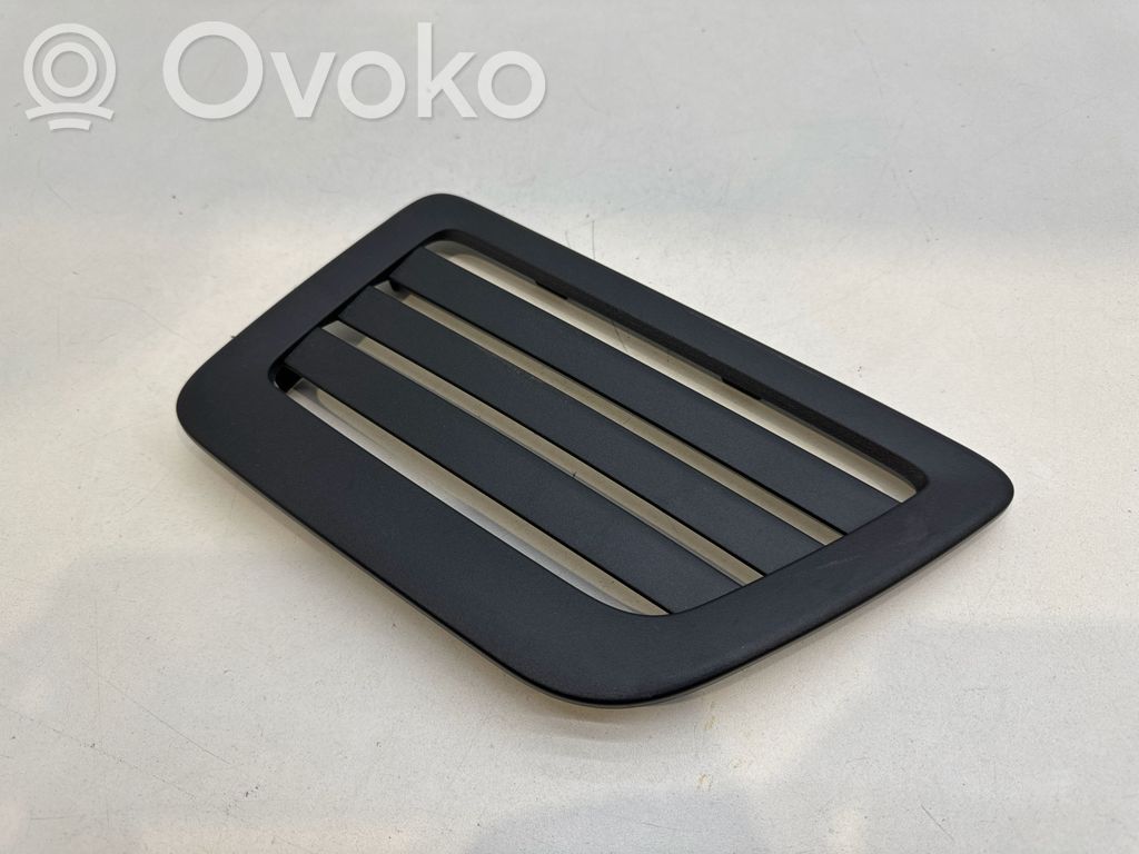 Polestar 2 Moldura protectora de la rejilla de ventilación lateral del panel 