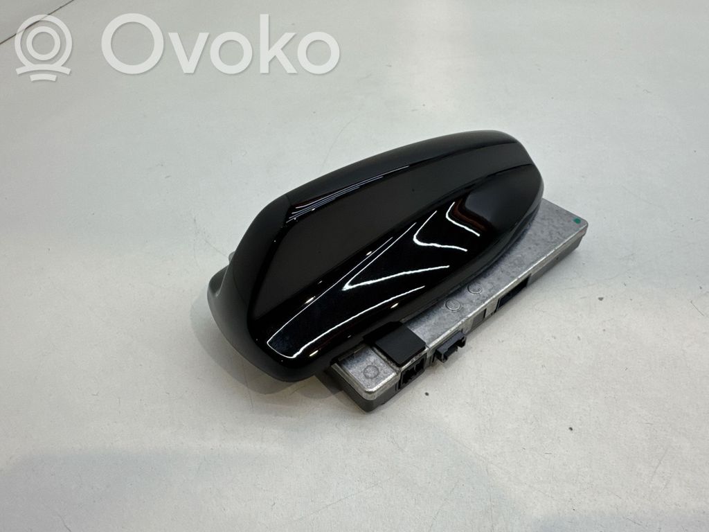 Polestar 2 GPS-pystyantenni 