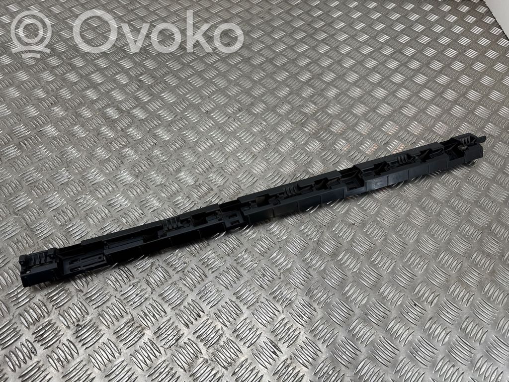 Sill supporting ledge   32216387
