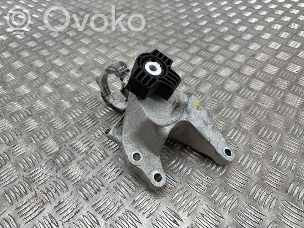 Polestar 2 Engine mount bracket 