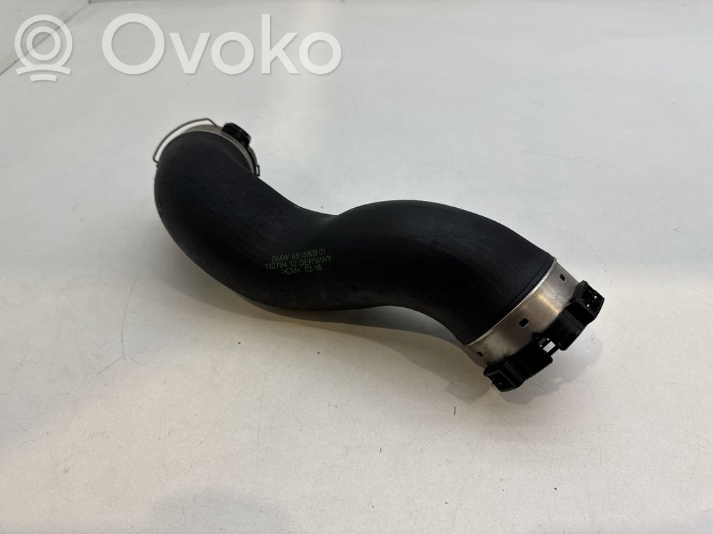 BMW 5 F10 F11 Wąż / Rura intercoolera 