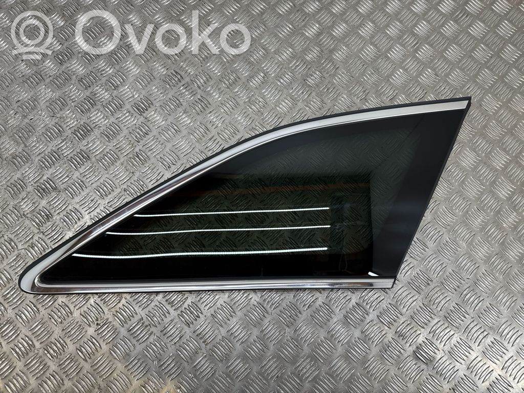 KIA Ceed Vidrio lateral trasero 